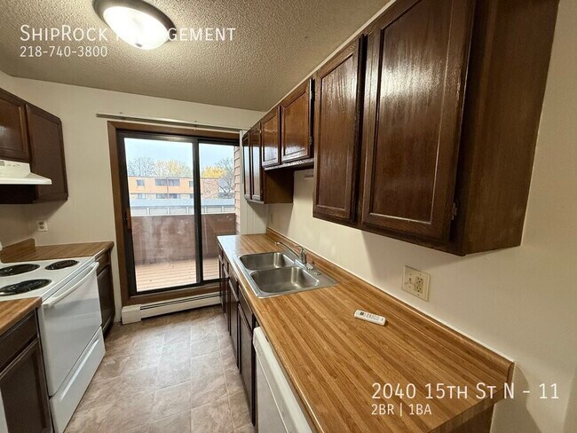 Building Photo - 2040 15th St N