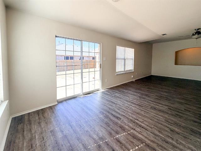 Building Photo - 5353 Freestone Dr