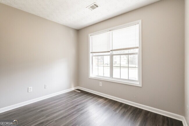 Building Photo - 2415 Crestwicke Crossing Ct