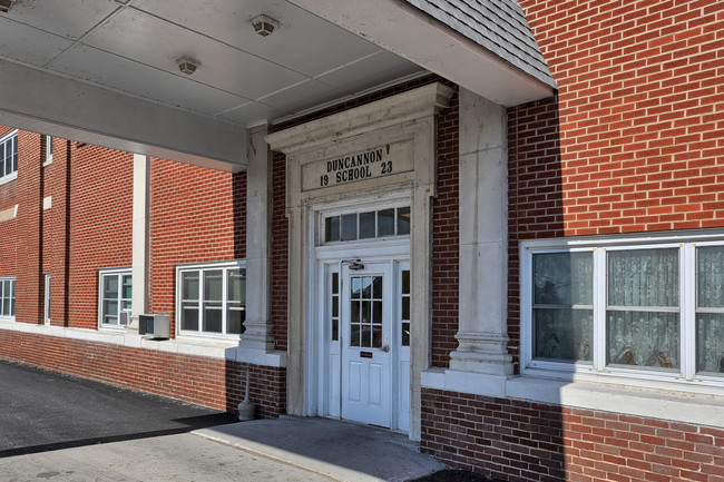 Primary Photo - Schoolhouse Apartments