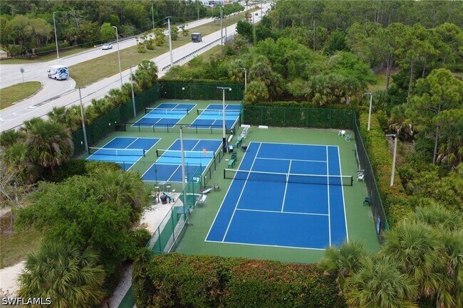 Building Photo - 20321 Estero Gardens Cir