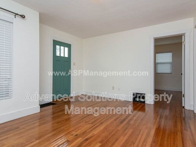 Building Photo - 765 Jepson Ave
