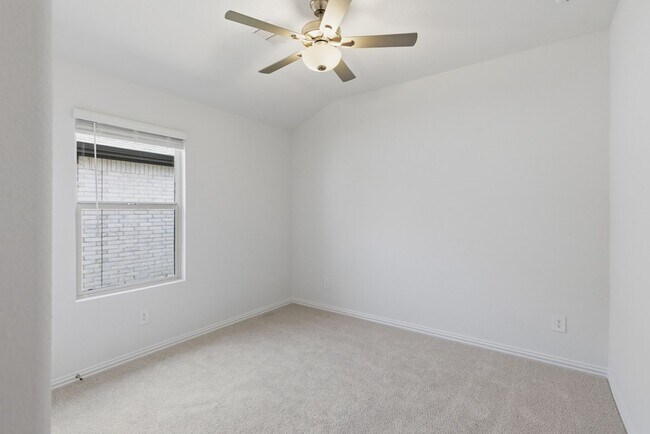 Building Photo - 3407 Copperwood Dr