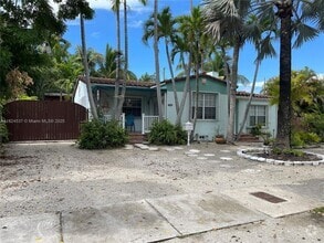 Building Photo - 2280 SW 20th St