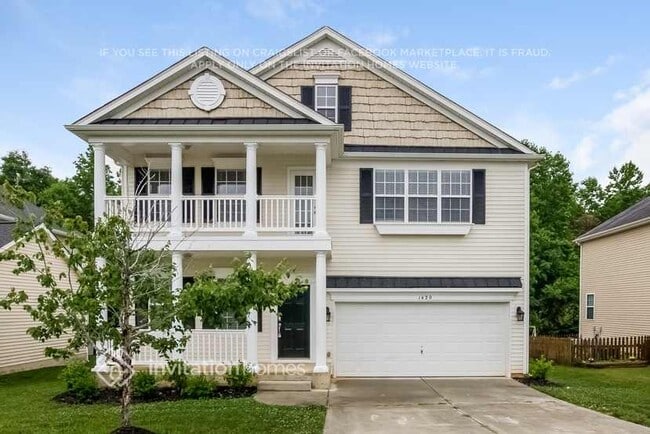 Primary Photo - 1420 Bottle Brush Ln