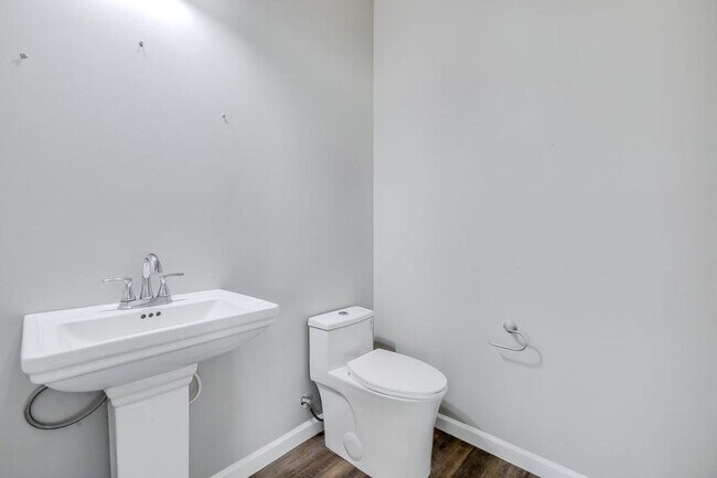 Building Photo - 316 O'Hara Dr