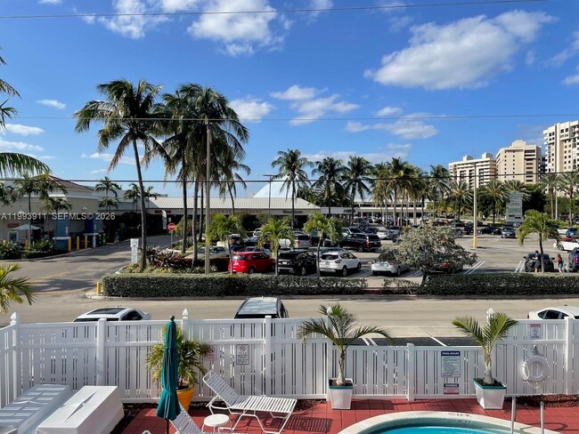 Building Photo - 4658 Bougainvilla Dr