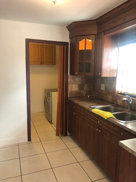 Building Photo - 19319 NW 54th Ct