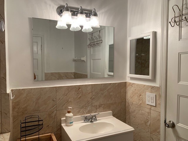 Building Photo - 2426 SE 17th St