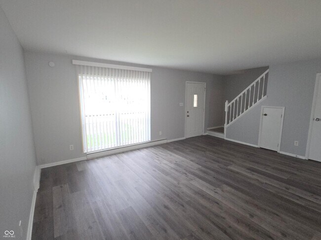 Building Photo - 3338 Tara Ln