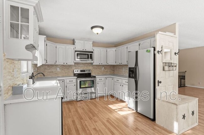 Building Photo - 4850 McAllister Ave NE