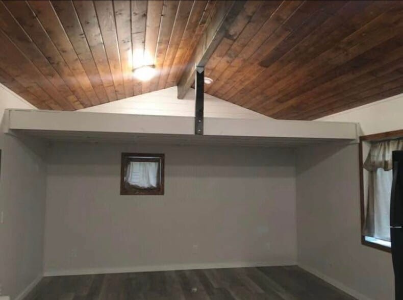 Building Photo - 2862 Janel Ave
