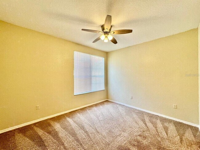 Building Photo - 10440 White Lake Ct