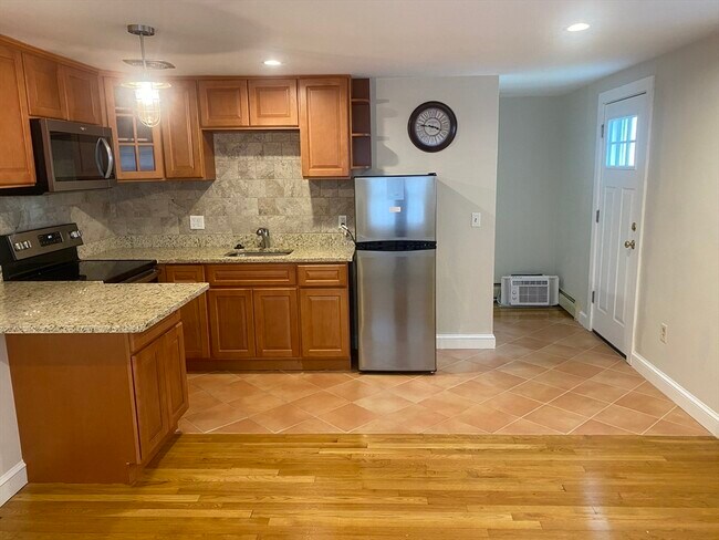Primary Photo - 25 Highland Terrace