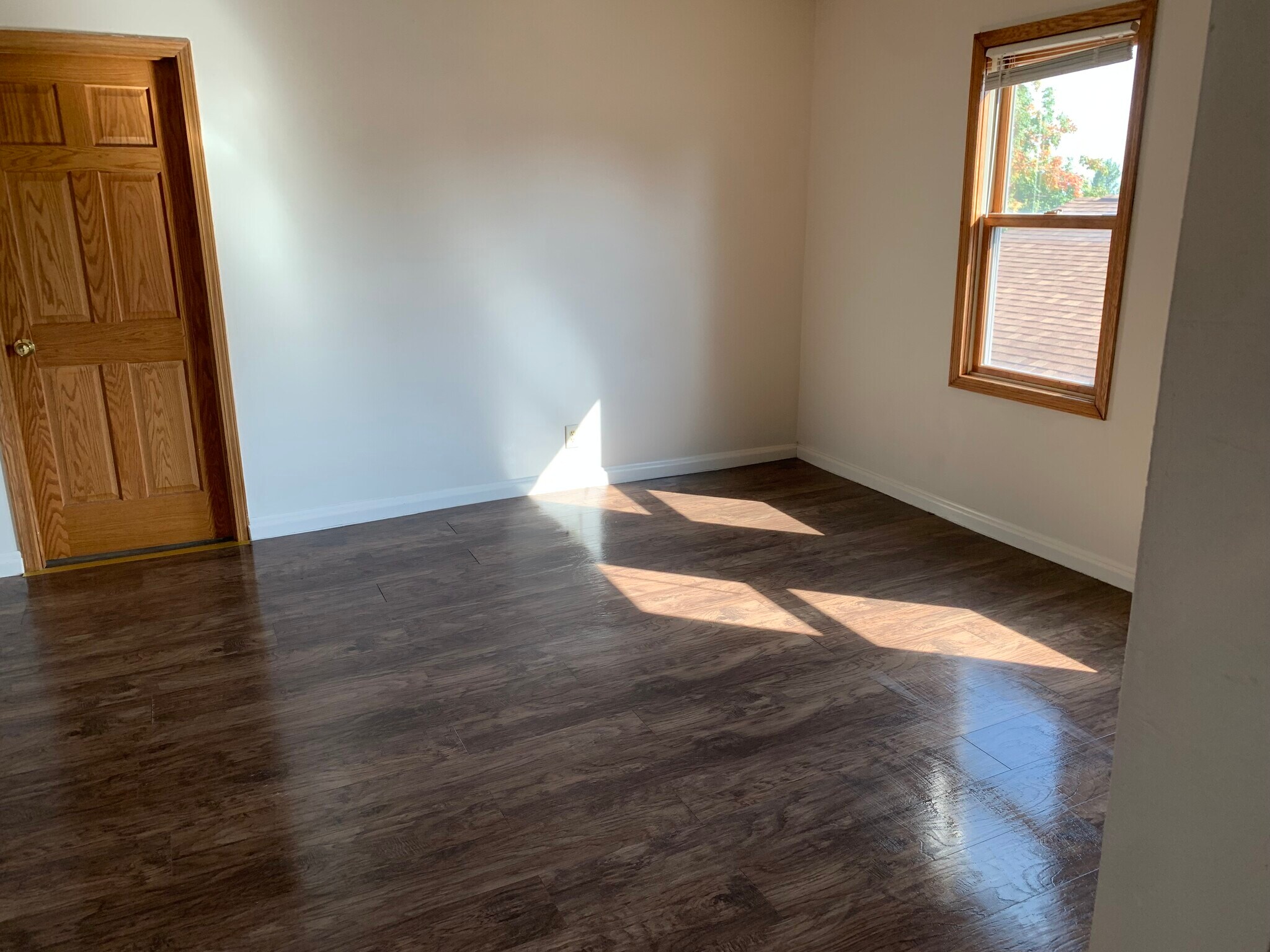 Living Room - 3508 3rd St NE
