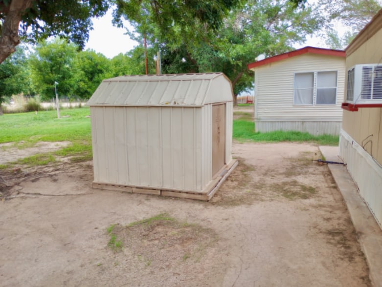 Building Photo - 6345 N Dona Ana Rd