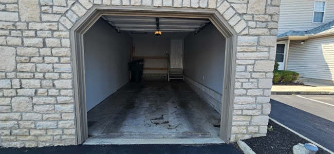 Building Photo - 1793 Bennigan Dr