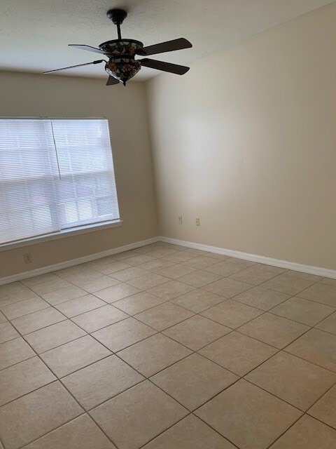 Master Bedroom - 738 Crest Pines Dr