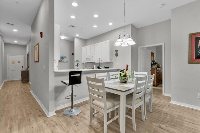 Building Photo - 802 Lucaya Loop