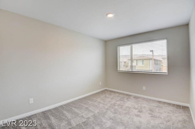 Building Photo - 4148 Elegant Chateau St