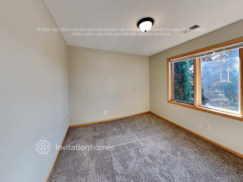 Building Photo - 10410 Stony Creek Dr