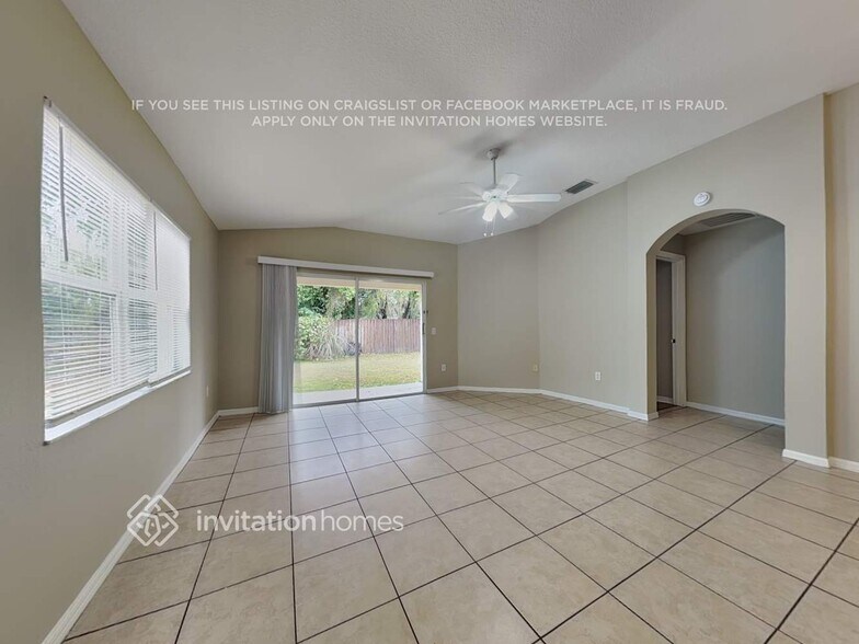 Building Photo - 4345 Country Hills Blvd