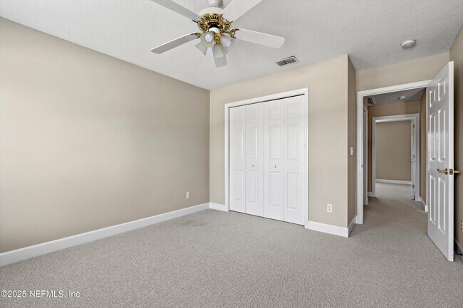 Building Photo - 7610 Sentry Oak Cir E