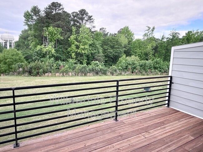 Building Photo - 416 Skymont Dr