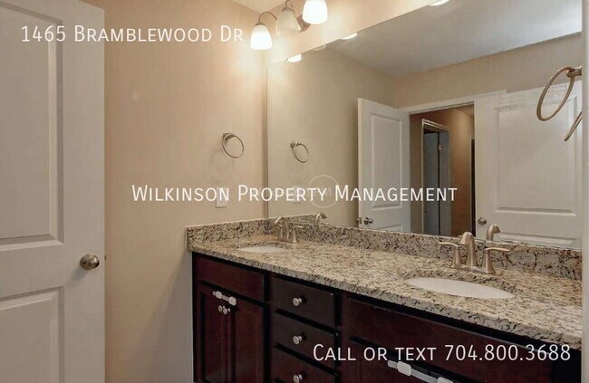 Building Photo - 1465 Bramblewood Dr