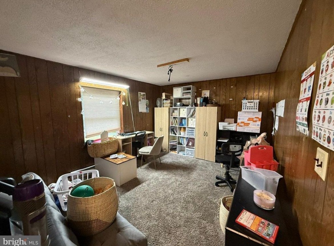 Building Photo - 1001 Ellman Ln
