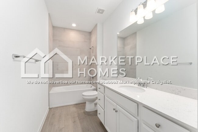 Building Photo - 5621 SW 90th Ln