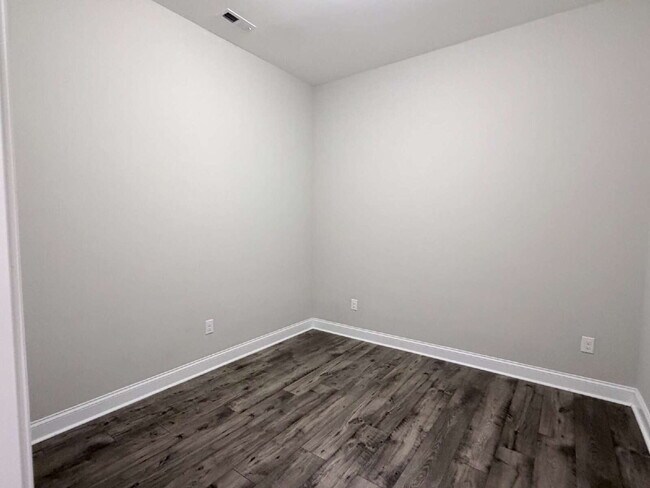 Building Photo - 3BR/2.5BA Townhome | The Springs of North Asheville | $3,000/mo