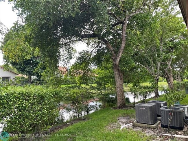 Building Photo - 12222 Royal Palm Blvd