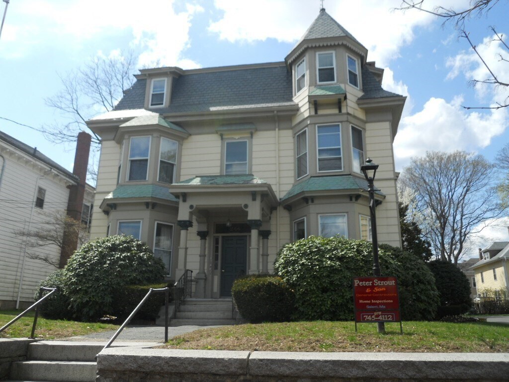 Building Photo - 249 Lafayette St