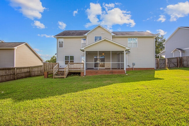 Building Photo - 355 Lockwood Dr