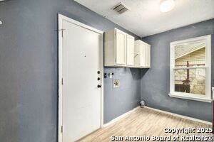 Building Photo - 14207 Rowe Dr