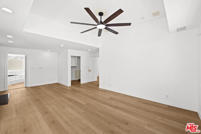 Building Photo - 244 S Almont Dr