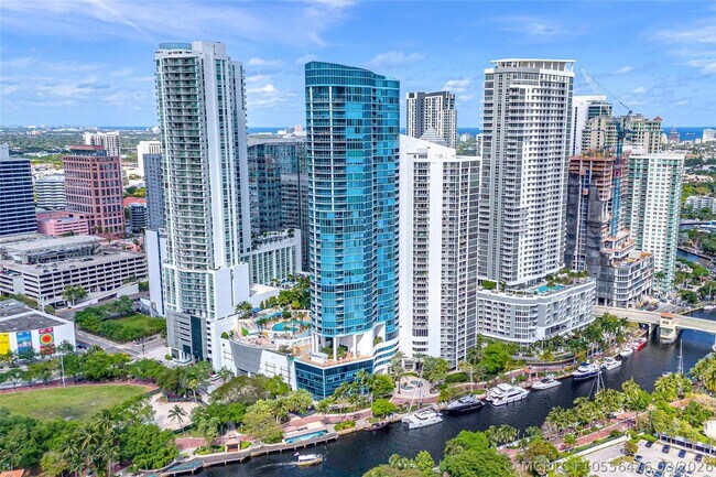 Building Photo - 100 E Las Olas Blvd