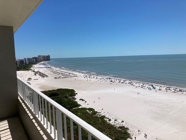 Primary Photo - Beachfront Dramatic Panoramic Views - 2 be...