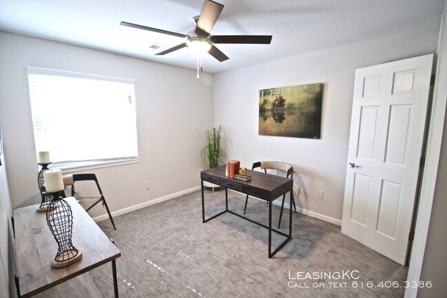 Building Photo - Jefferson on the Plaza