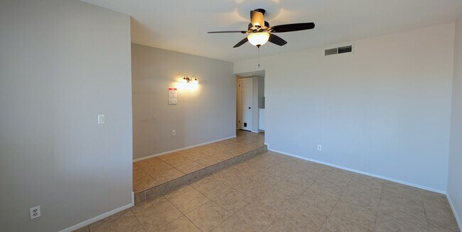 Building Photo - 2431 W Plata Ave