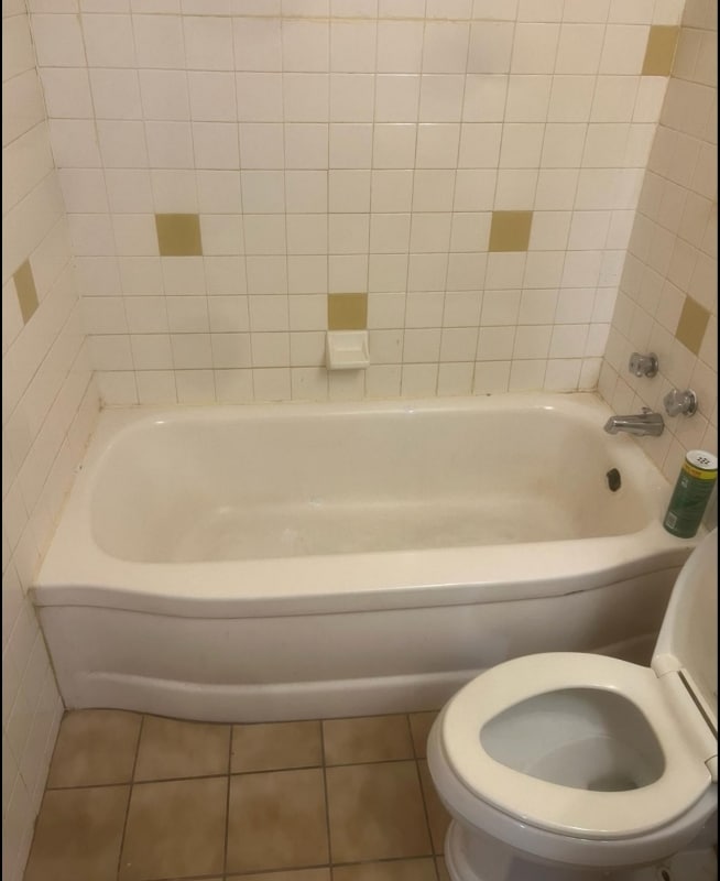 Building Photo - 1700 W Packard St