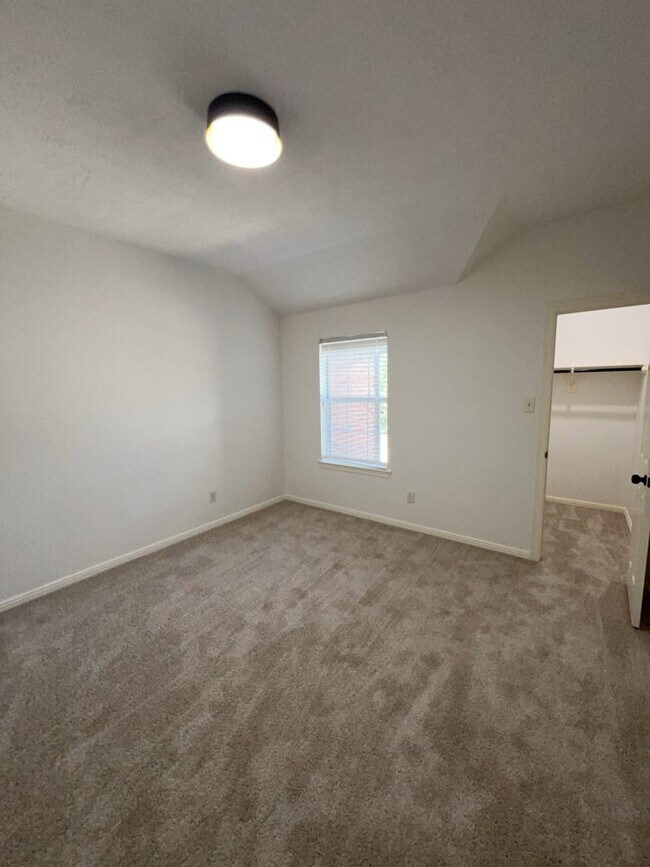 Building Photo - 16411 Jadestone Terrace Ln