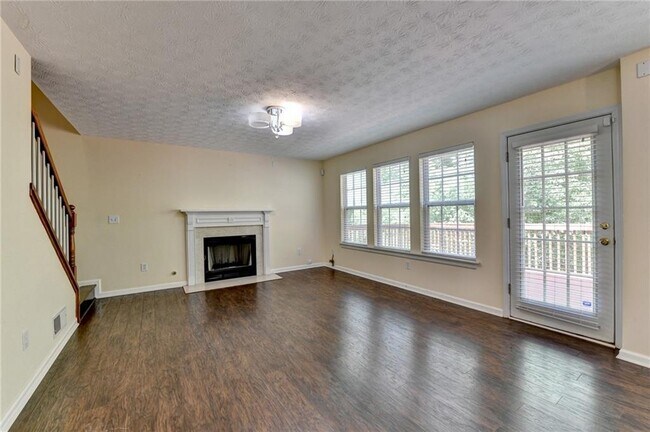 Building Photo - 3380 McClure Woods Dr