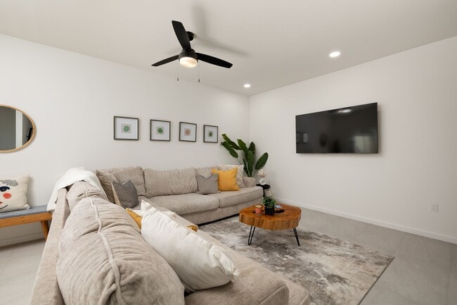 Building Photo - Gated Luxury Townhomes for Rent-Long-Term Lease | Colgate Crossing