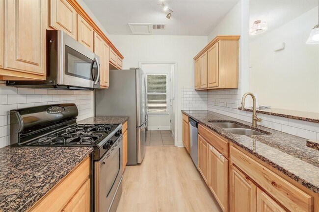 Building Photo - 4803 Pecan Springs Rd