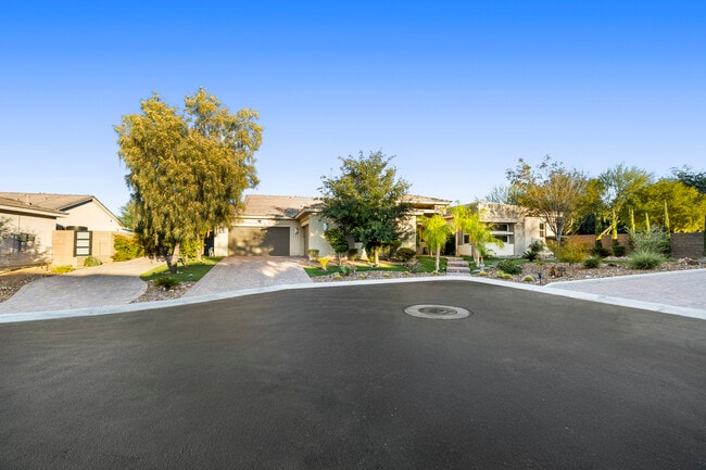 Building Photo - 8396 Sweetwater Creek Way