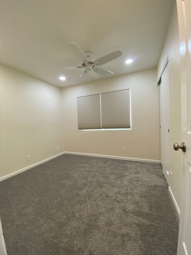 Building Photo - COMING SOON - Wonderful 4 bedroom/2 bath house - Updated throughout!