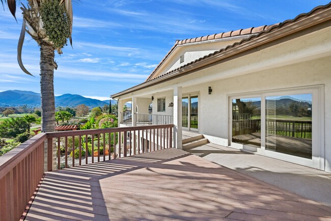 Building Photo - Gorgeous 3BD/3BA Home on a Golf-Course with Expansive Mountain Views! $5,000/mo