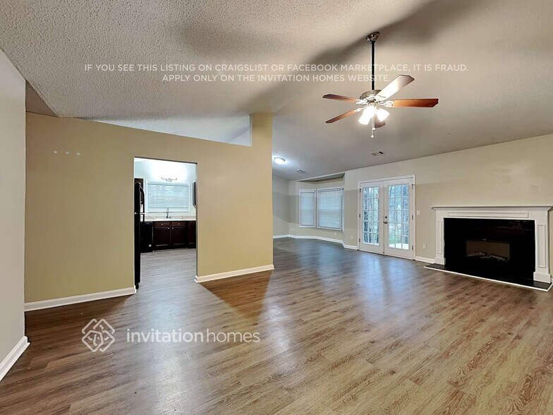 Building Photo - 5995 Bayside Dr NW